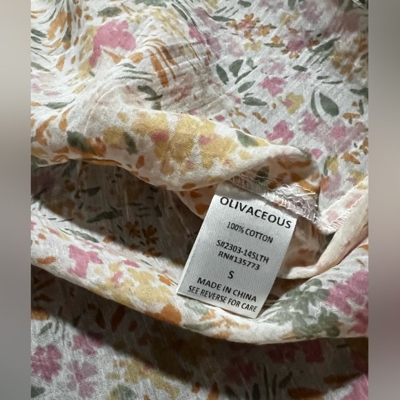 Olivaceous Steal My Heart Top - Picture 10 of 10